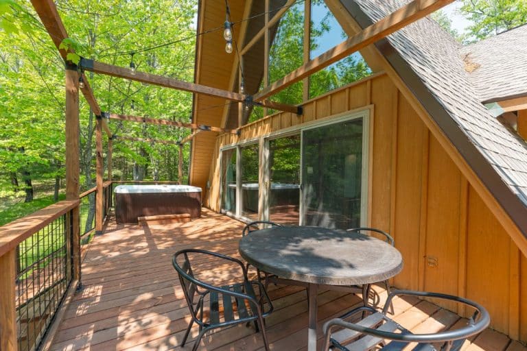 Tamarack Lodge AE-6